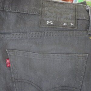 Brand New Levi's 541 Gray Denim Boot Cut Straight Legs Jeans - Size 34 x 34.